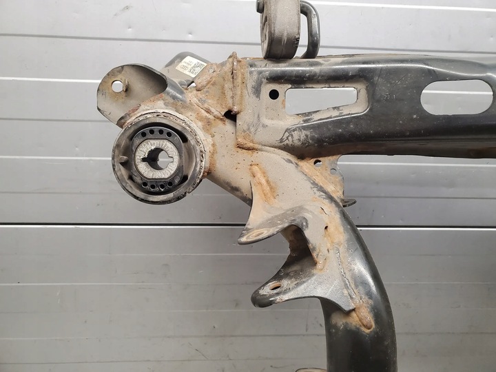 фото №10, Audi a4 s4 b9 8w0505235ad з задний балка задние