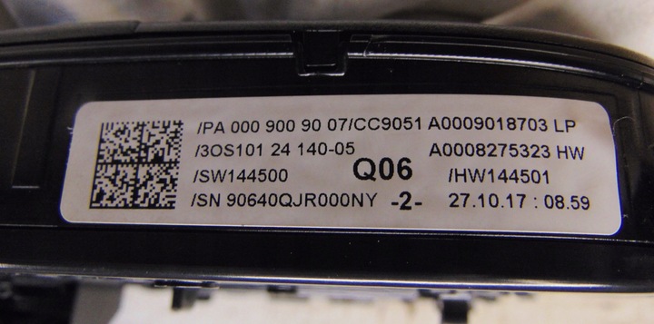 фото №15, Лампа стеля чорна mercedes c клас w205 європа