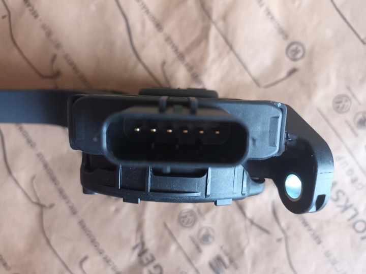 фото №7, Педаль газу потенціометр audi a5 a4 a8 8k1723523a