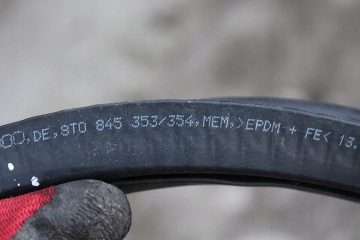 фото №9, Прокладка дверь левый перед верхняя audi a5 8t купе 8t0845353