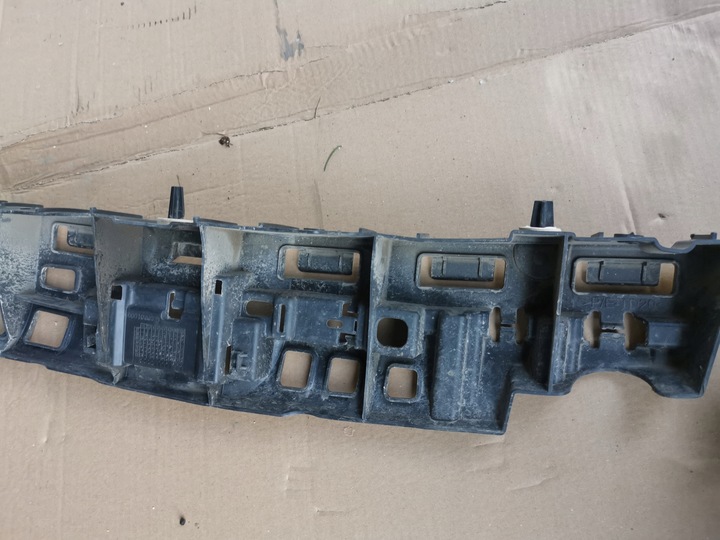 фото №7, Renault megane iii hb ползун бампера зад 0001029624
