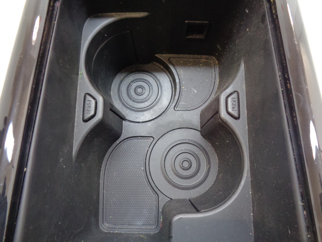 фото №8, Kia niro панель навігації тунель бардачок 84670-q4000