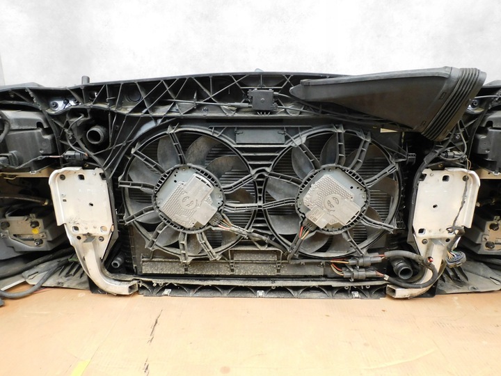 фото №11, Audi a7 c7 4g8 комплектний перед бампер лампи капот pas ls9r повний led радари