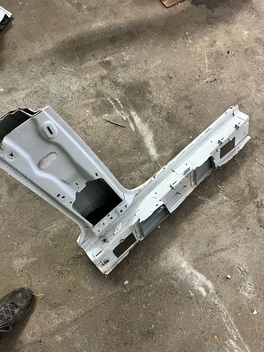 фото №4, Audi q5 ii 80a чверть ліва лівий стійка b середній двері поріг петлі