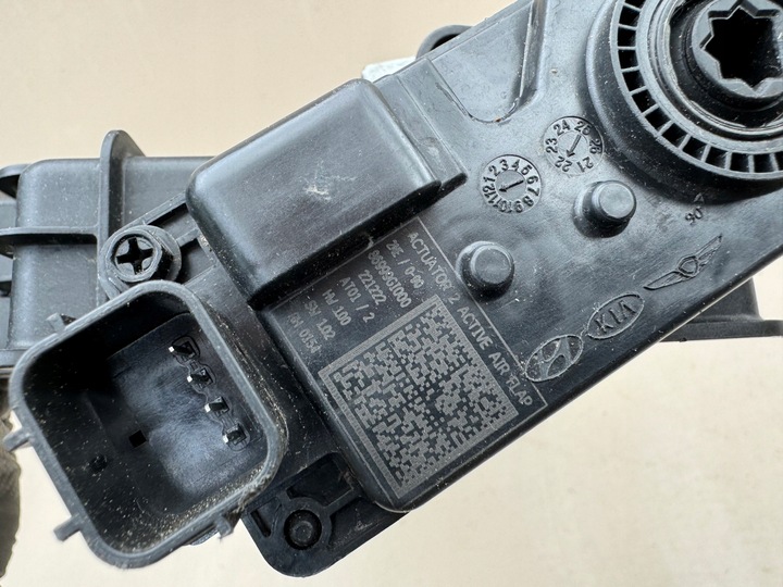 фото №9, Hyundai ioniq впуск жалюзи руль воздуха правая 86999g1000