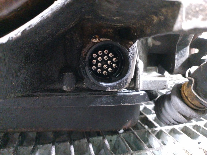 фото №8, Коробка передач коробки передач автомат vw passat b5 dum 2.3 v5