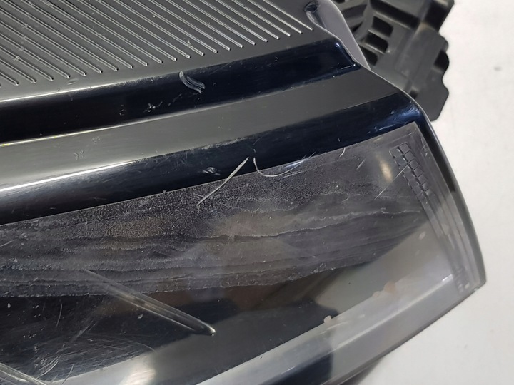 фото №15, Лампа права перед skoda karoq повний led