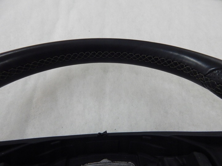 фото №8, Mercedes vito w447 v-klasa - руль кожа оригинал bez лопастей красивая