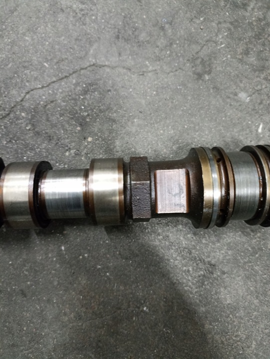 фото №9, Вал распределительный вал всасывающий bmw 7504141 n62 e60 e63 e65 e53