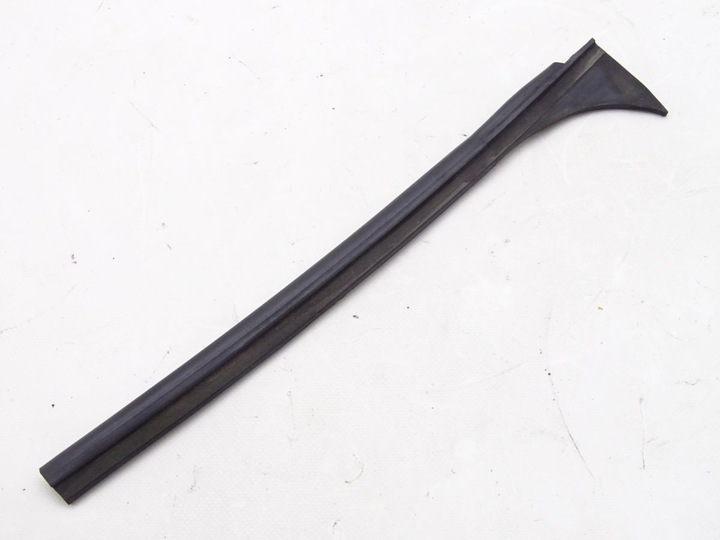 фото №1, Ford focus mk2 планка скла лівий зад hb 3d