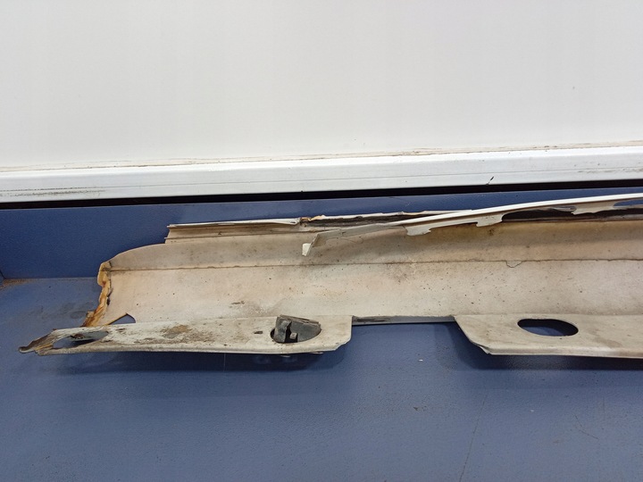 фото №13, Cl63 amg w216 планка порогова права a2166900240 650