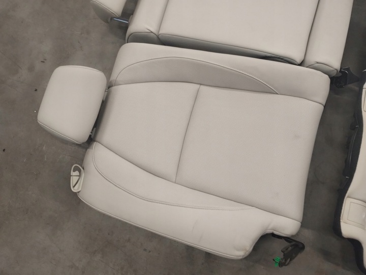 фото №6, Mazda 3 bp iv usa sedan диван зад спинка сиденье кожа подголовники