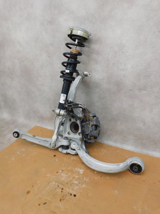 фото №9, Audi a4 b9 8w a5 8w6 поворотный кулак правая комплектная 8w0407242f 8w0407560