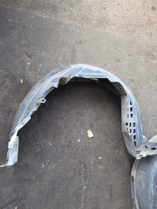 фото №5, Bmw i3 rex l01 підкрилок зад комплектні праве lub ліве 7394079 7394078