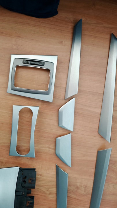 фото №11, Декоры планки декоративный комплект mercedes w204 универсал шлифованный алюминий