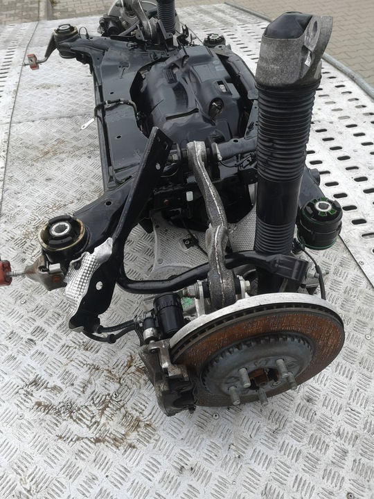 фото №7, Discovery sport рестайлінг p300e двигун електричний l8d2-14g137 підвішування зад