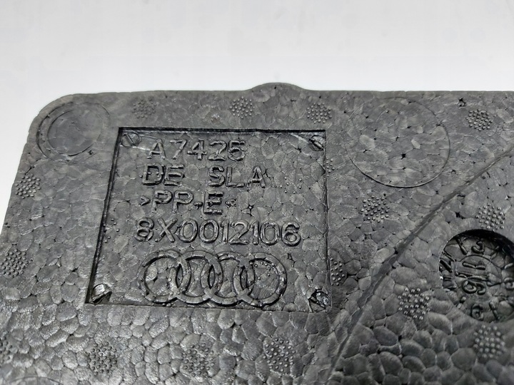 фото №5, Audi a1 8x пенополистирол багажника домкрат ключ 17r.