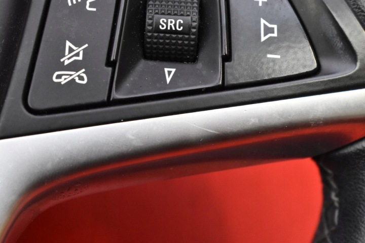 фото №14, Руль кожаный многофункциональная 13351021 opel astra 4 iv j 09-12