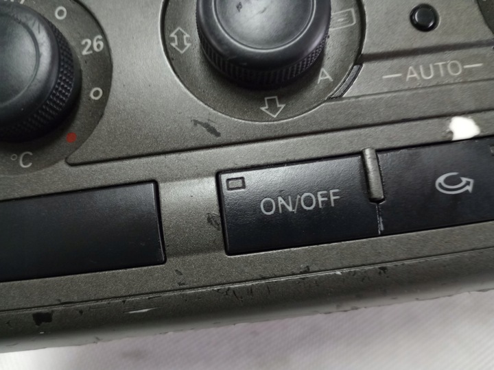 фото №9, Audi a6 c6 2005 панель повітропровід 4f1820043f європа