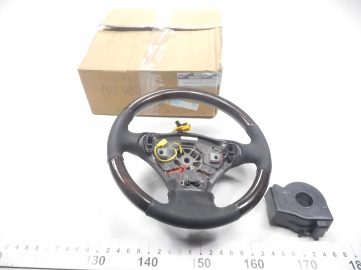 фото №7, Кермо ford fiesta 1995-2002 oem номер 1024852
