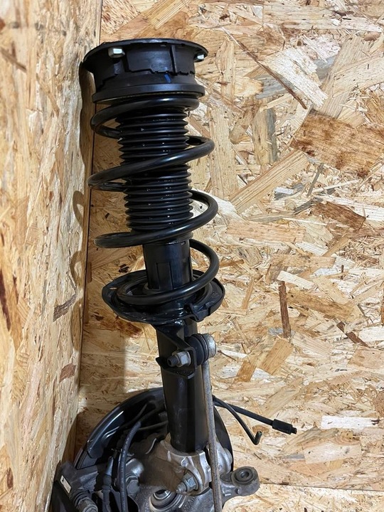 фото №14, Подвешивание поворотный кулак правая амортизатор q3 83a 5q0407258c 5qf413031bf 22r