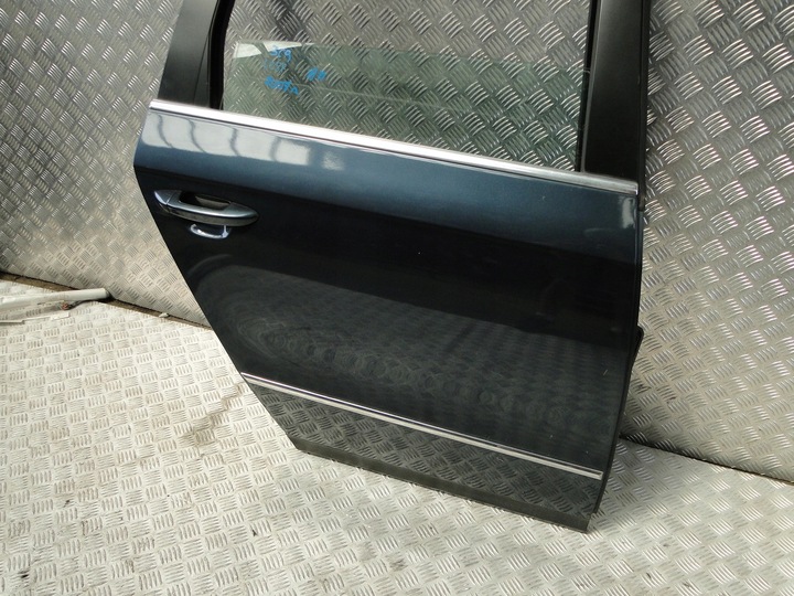 фото №4, Двері праві зад vw passat b6 3c 3c9 універсал lc5f