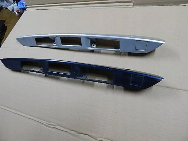 фото №7, Планка накладка крышки багажника mazda premacy 99-05