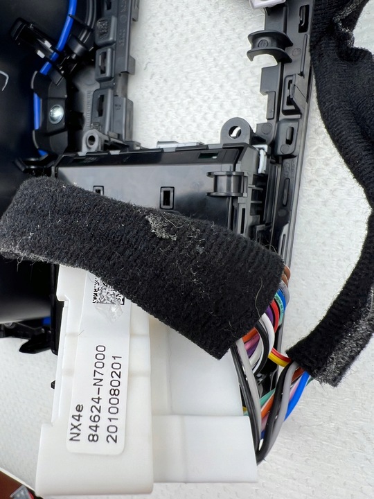 фото №10, Панель перемикач гальма ручного hyundai tucson iv 21-24 93300n7180