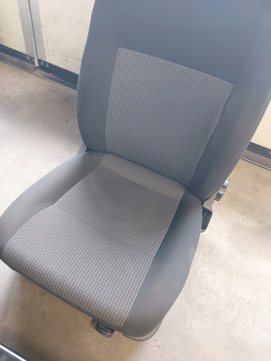 фото №5, Vw t6.1 сиденье правый перед пассажира комплектный