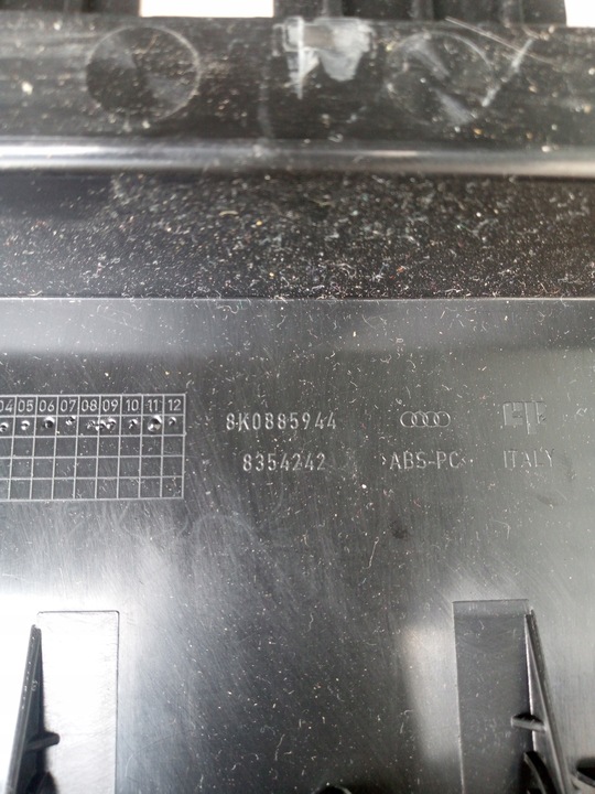 фото №10, Audi a4 b8 a5 шторка подлокотника сиденья зад 8k0885944