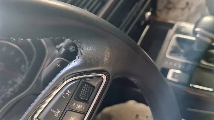 фото №7, Руль трёхспицевый f1 мульти a6 c7 4g0419091s