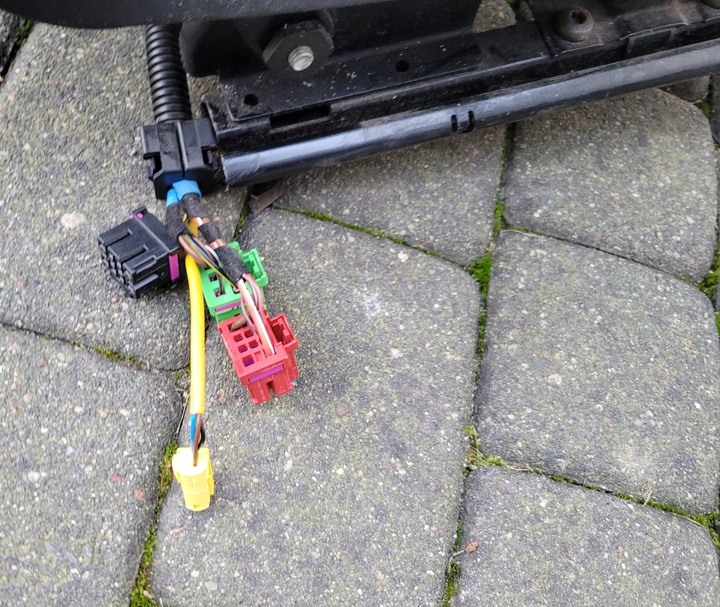 фото №7, Audi a6 c6 s-line сиденье правые электрический с подогревом kubełkowy кожаный