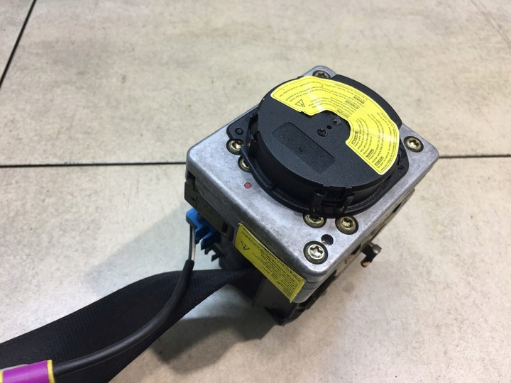 фото №4, Pas безпеки праві перед new beetle