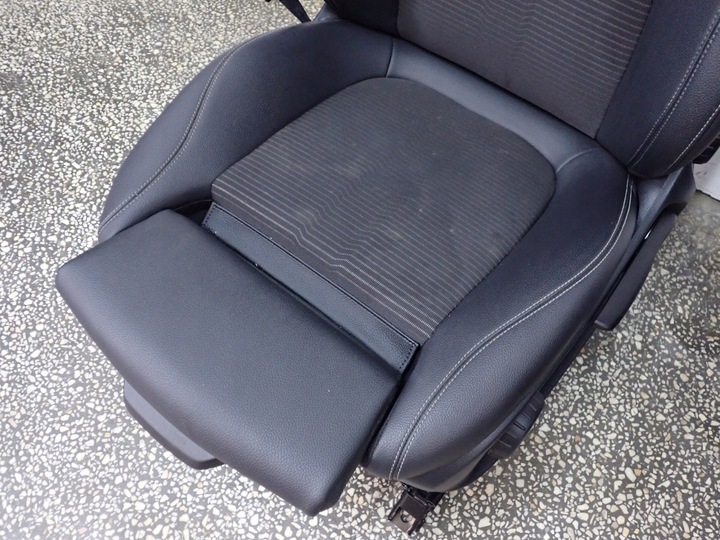 фото №7, Комплект сидений европа оригинал mercedes gla ii h247 22r