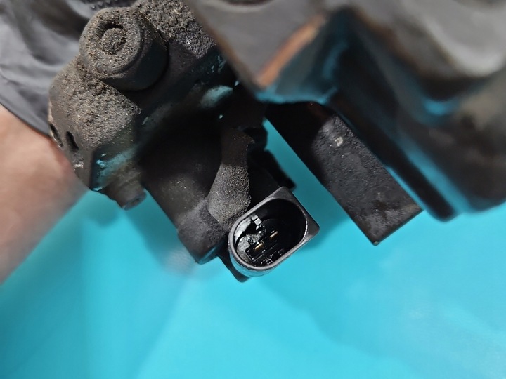 фото №9, Насос вприскувальний mercedes w212 0445010210, a6420700801 3.0 cdi v6 642890