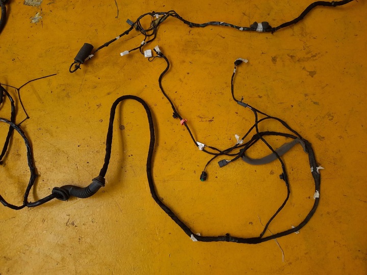 фото №4, Fiat 500l 1.4 жгут установка интерьера