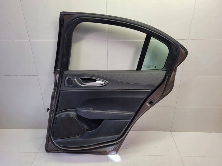 фото №9, Двері зад права сторона alfa romeo giulia 2 2017