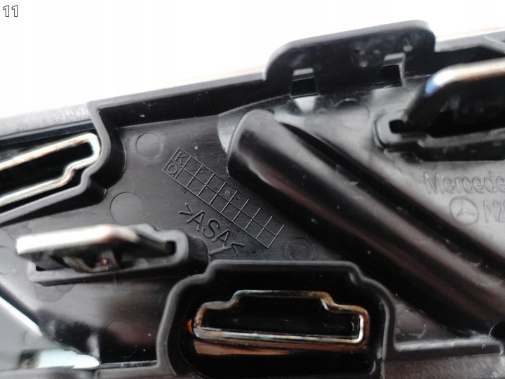 фото №12, Mercedes e w214 c w206 63 53 amg планка решётка накладка крыло перед правая