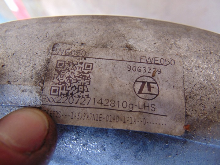 фото №11, Поворотна опора ступиця ліва перед важелі mercedes w206