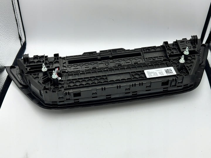 фото №11, Новый панель радио кондиционера bmw g30 g31 f90 g32 5a0a2a0