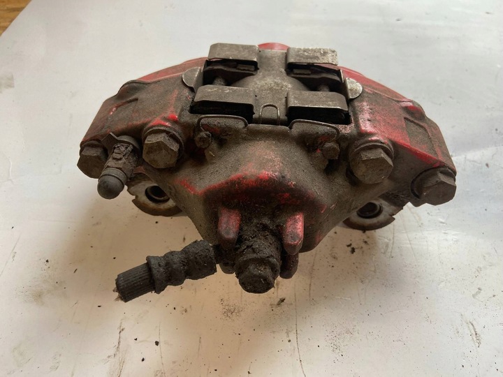 фото №8, Subaru impreza ii gd wrx зажимы тормозные передние правые левый