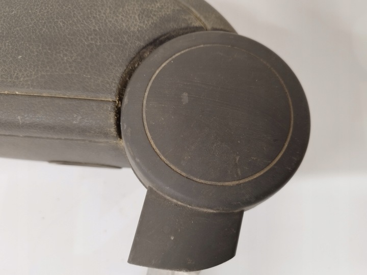 фото №6, Audi a6 c5 подлокотник бардачок держатель телефона 4b0864245m