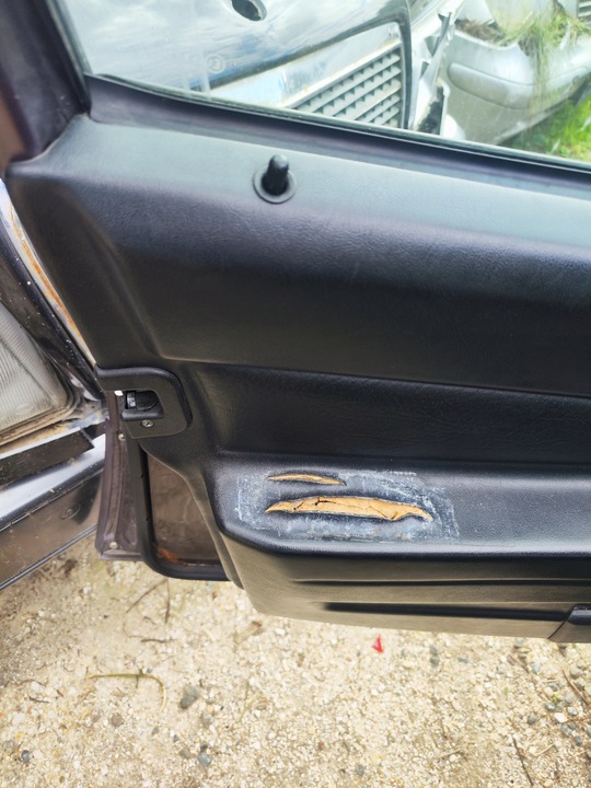 фото №14, Mercedes w201 190 обшивки обивка дверь перед зад