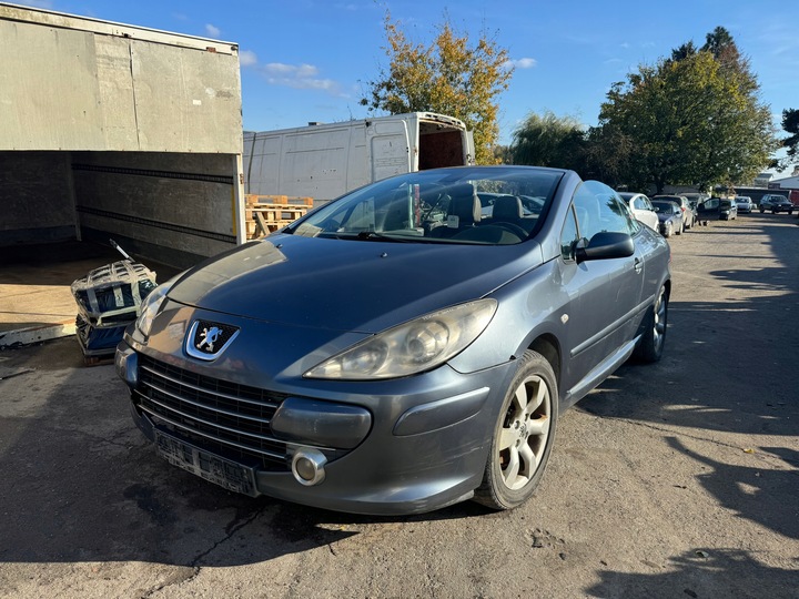 фото №15, Peugeot 307 cc бампер задній зад ezwd