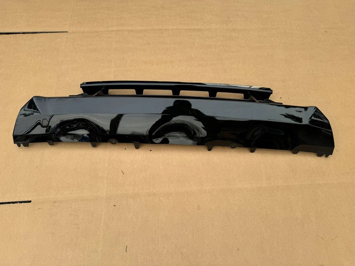 фото №7, Volvo xc60 xc-60 ii 2 рестайлінг 21- r-design решітка середня бампера передня