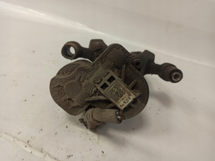фото №6, Volkswagen passat b8 uk суппорт тормозной левое зад заднее 3q0615405j
