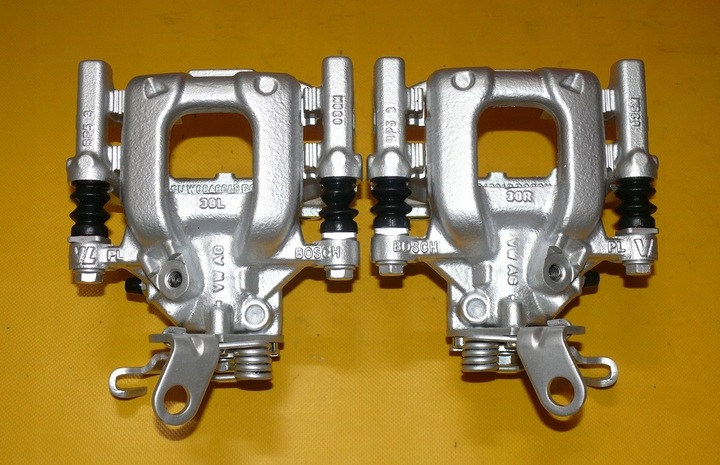 фото №9, Зажимы левый правый зад vw golf vi 6 gti 272/10