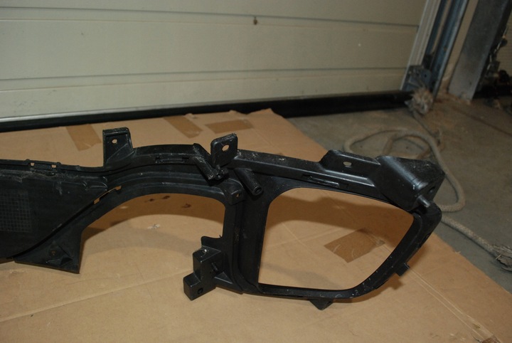 фото №10, Kia carens 4 iv решётка бампера перед передняя 86561-a4000