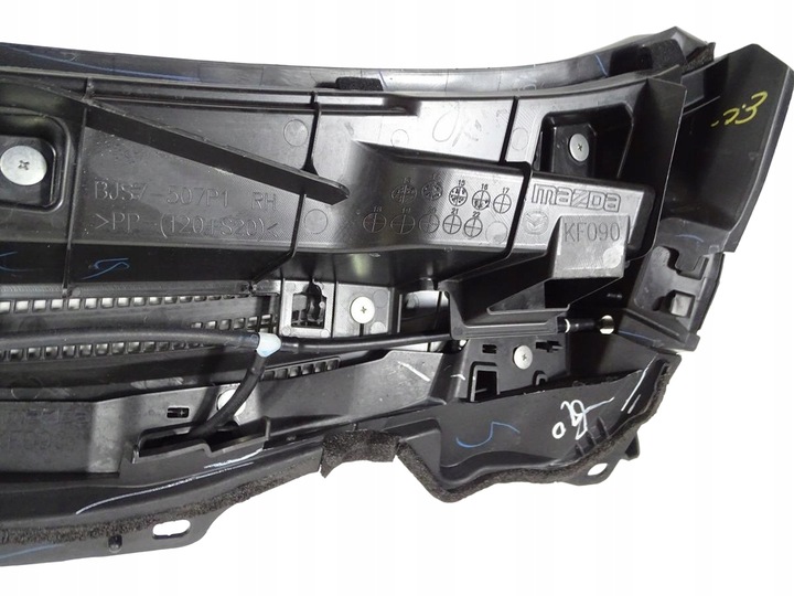 фото №11, Панель під лобовим склом пластиковий mazda 3 bm bn 2013-2019 європа - комплект