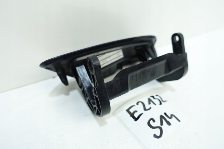 фото №4, Заглушка омывателя левая audi a6 c8 4k0807787b